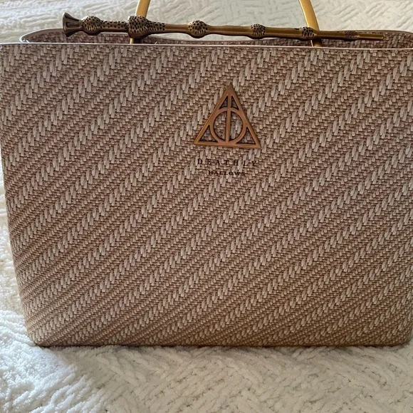 Loungefly Harry Potter Deathly Hallows Elder Wand Raffia Texture - Picture 2 of 5